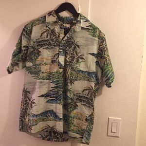 Vintage reyn spooner medium